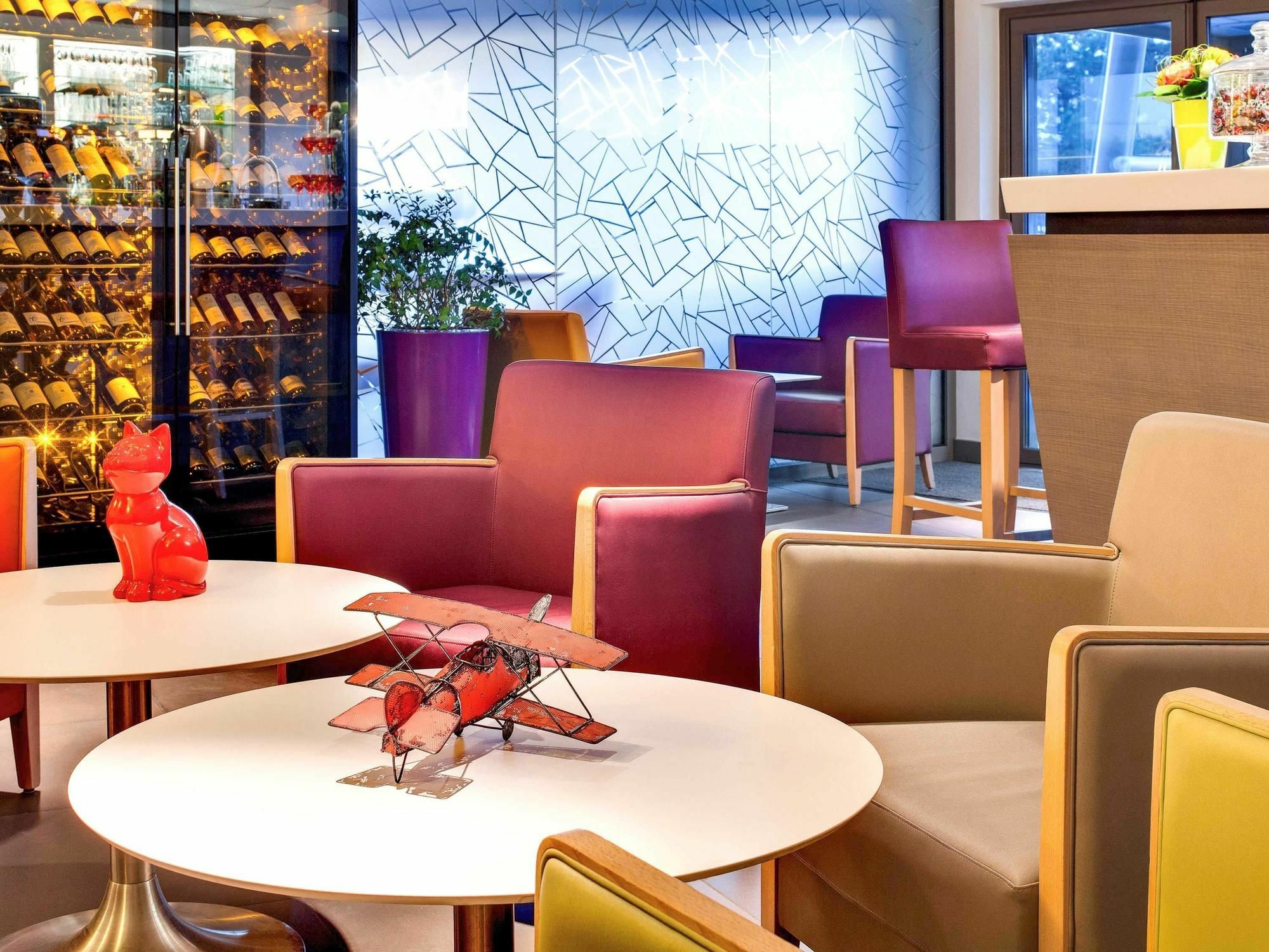 Ibis Styles Clermont-Ferrand Aeroport Hotell Eksteriør bilde